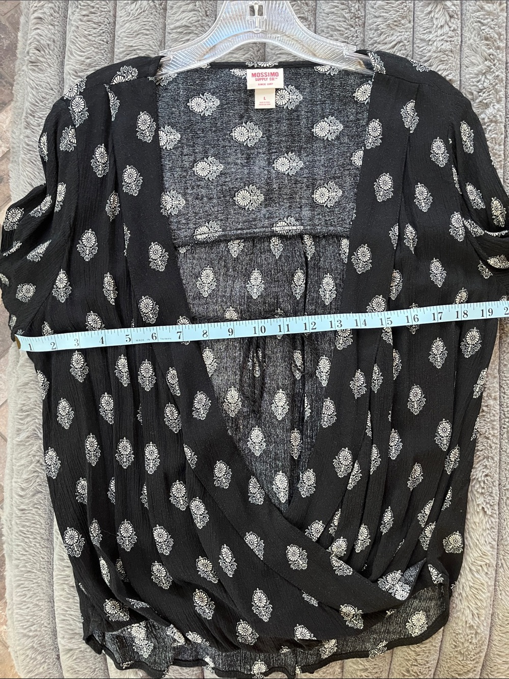 Mossimo Supply Co. Top Large Black White Floral Medallion Wrap Tassels - Picture 11 of 13